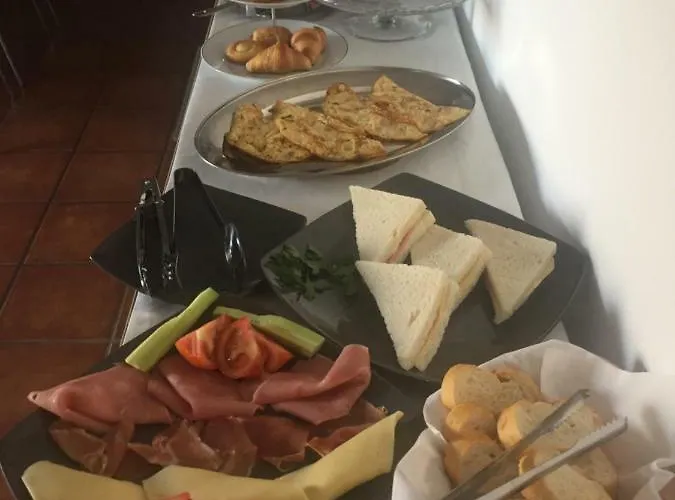 El Meridiano Bed and breakfast 2*