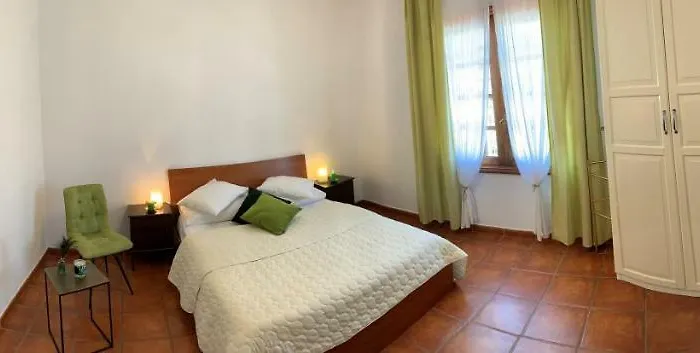 Bed and breakfast El Meridiano 2*