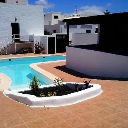 Bed and Breakfast El Meridiano 2*